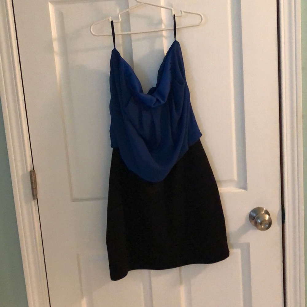 Women’s dress